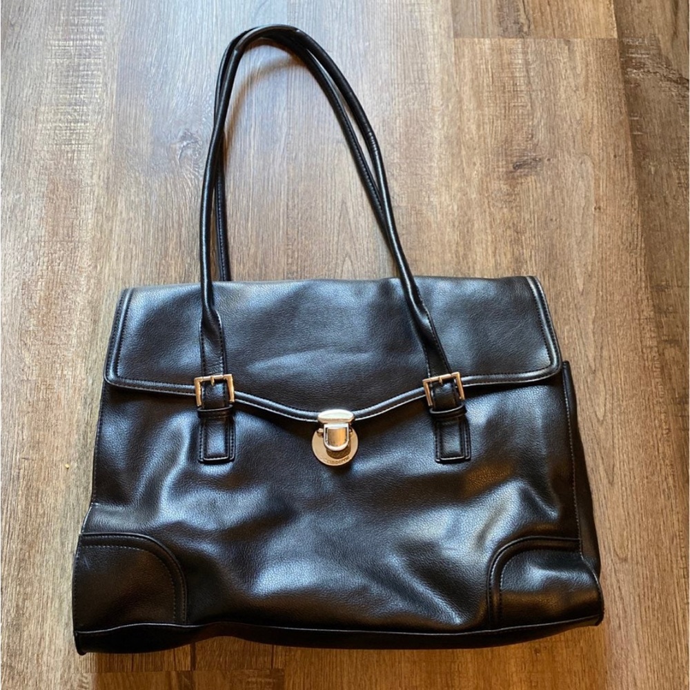 Liz Claiborne shoulder bag
